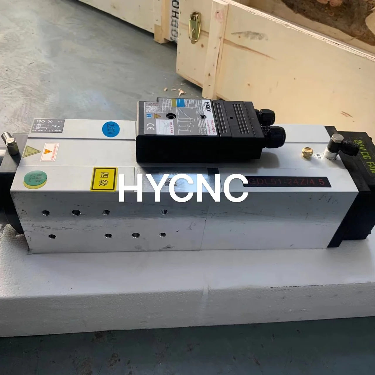 4.5 Kw Atc Spindle Iso30 Motor Bt30 4.5kw Air Cooling Gdl51-30-24z/4.5 Kw Hqd Cnc Router Using