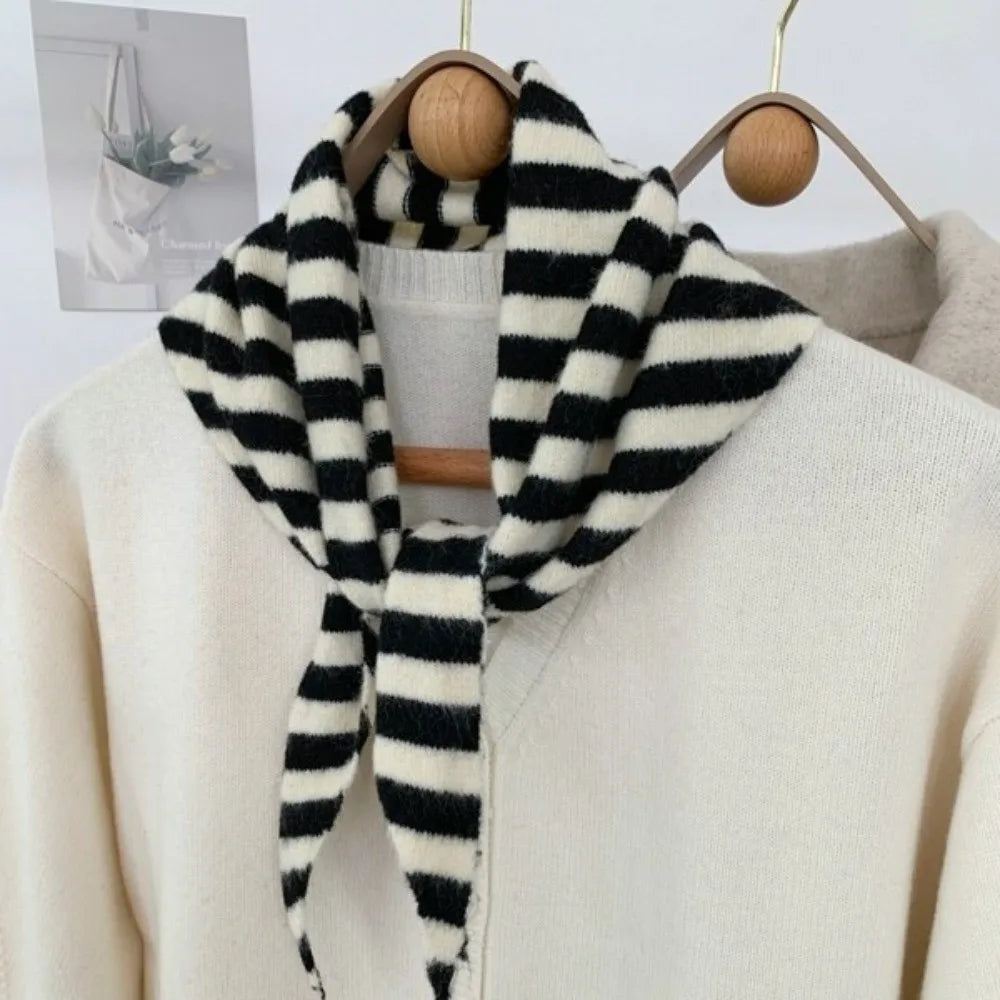Striped Design Knit Triangle Shawl Multifunctional Wear Knitted Texture Shoulder Wrap Scarf Lightweight Fabric Knitted Cape Wrap