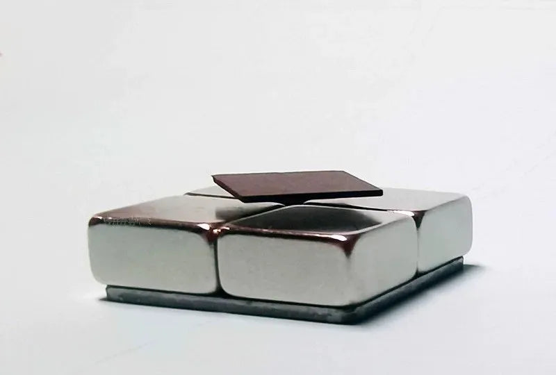 High-tech permanent magnetic levitation normal temperature superconducting scientific experiments magnetic levitation