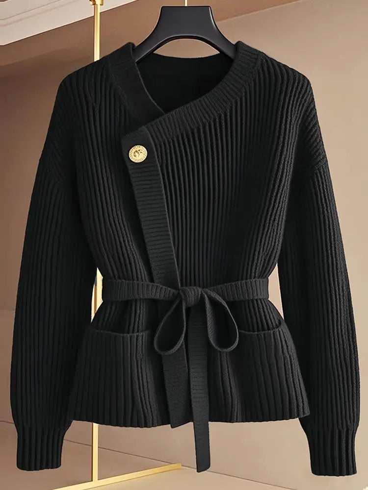 Red Stylish Knit Sweater Women Winter Fashion New Year Outfit